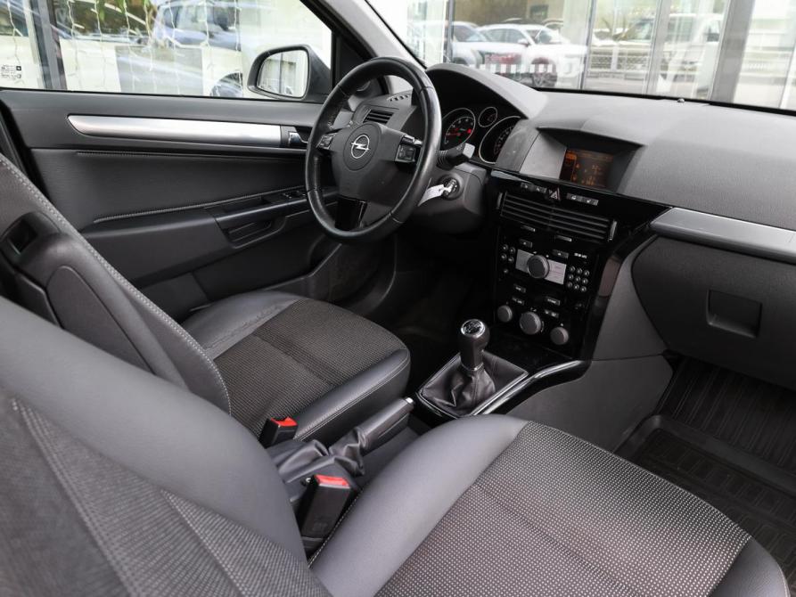 Opel Astra H Рестайлинг Москва  - изображение 10