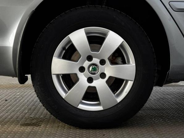 Skoda Octavia II (A5) Рестайлинг с пробегом 2012 года, цена 1 260 000 рублей, 49065 км, лифтбек, Автокод Объявления