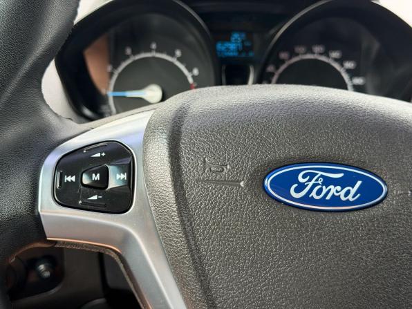Ford EcoSport II с пробегом 2016 года, цена 990 000 рублей, 162924 км, внедорожник, Автокод Объявления