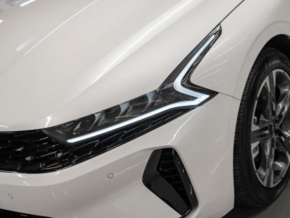 Kia K5 III с пробегом 2025 года, цена 3 920 000 рублей, 12 км, седан, Автокод Объявления