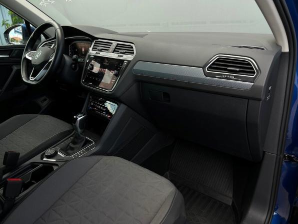 Volkswagen Tiguan II Рестайлинг с пробегом 2021 года, цена 3 632 400 рублей, 22362 км, внедорожник, Автокод Объявления