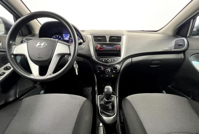 Hyundai Solaris I с пробегом 2014 года, цена 900 000 рублей, 100308 км, седан, Автокод Объявления