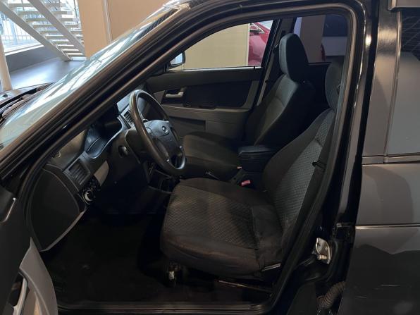 Lada (ВАЗ) Priora I с пробегом 2011 года, цена 245 000 рублей, 300097 км, седан, Автокод Объявления