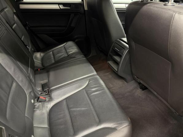 Volkswagen Touareg II с пробегом 2012 года, цена 1 590 000 рублей, 286494 км, внедорожник, Автокод Объявления