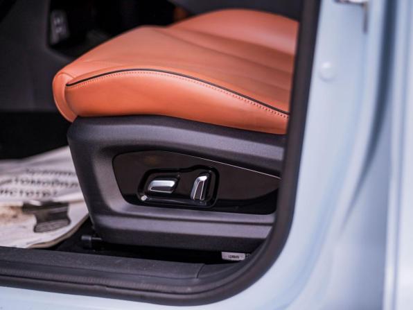Omoda C5 I с пробегом 2023 года, цена 1 577 000 рублей, 61177 км, внедорожник, Автокод Объявления