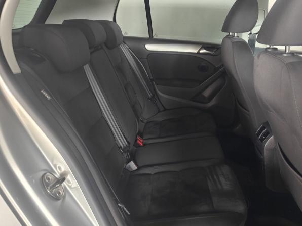 Volkswagen Golf VI с пробегом 2011 года, цена 649 000 рублей, 267075 км, хэтчбек, Автокод Объявления