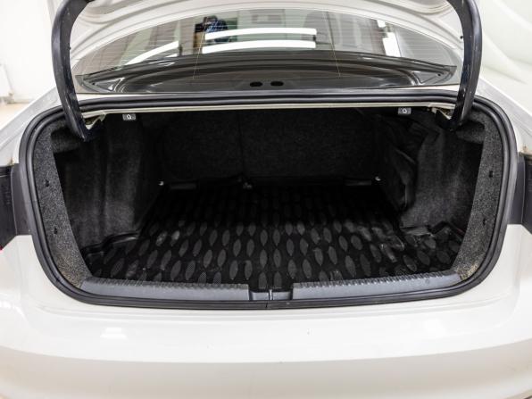 Volkswagen Jetta VI с пробегом 2015 года, цена 898 000 рублей, 140493 км, седан, Автокод Объявления