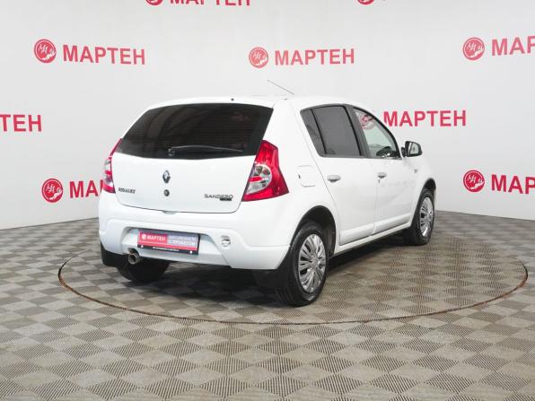 Renault Sandero I с пробегом 2013 года, цена 595 000 рублей, 123263 км, хэтчбек, Автокод Объявления