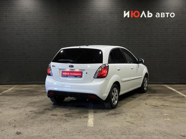Kia Rio II Рестайлинг с пробегом 2011 года, цена 779 000 рублей, 139088 км, хэтчбек, Автокод Объявления