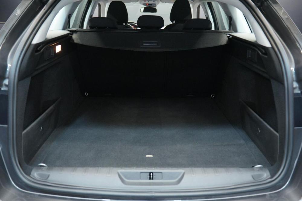 Peugeot 308 II Рестайлинг Крым  - изображение 24