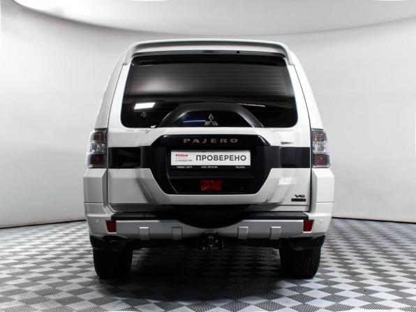 Mitsubishi Pajero IV Рестайлинг 2 с пробегом 2021 года, цена 3 835 000 рублей, 39893 км, внедорожник, Автокод Объявления