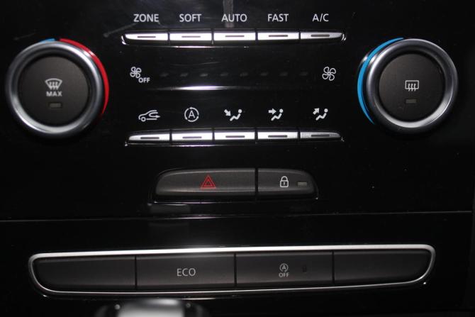 Renault Talisman I с пробегом 2018 года, цена 1 437 000 рублей, 248281 км, универсал, Автокод Объявления