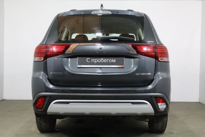 Mitsubishi Outlander III Рестайлинг 3 с пробегом 2020 года, цена 2 399 000 рублей, 70000 км, внедорожник, Автокод Объявления