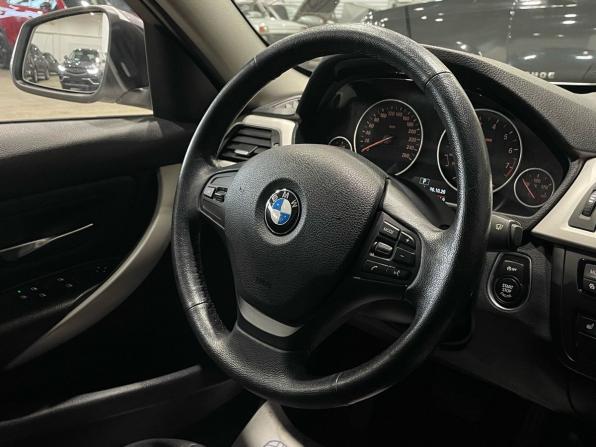 BMW 3 серии VI (F3x) с пробегом 2013 года, цена 1 570 000 рублей, 111420 км, седан, Автокод Объявления