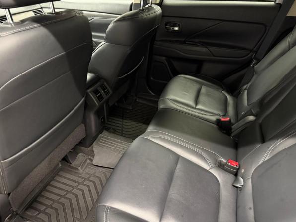 Mitsubishi Outlander III Рестайлинг 3 с пробегом 2020 года, цена 2 399 000 рублей, 73760 км, внедорожник, Автокод Объявления