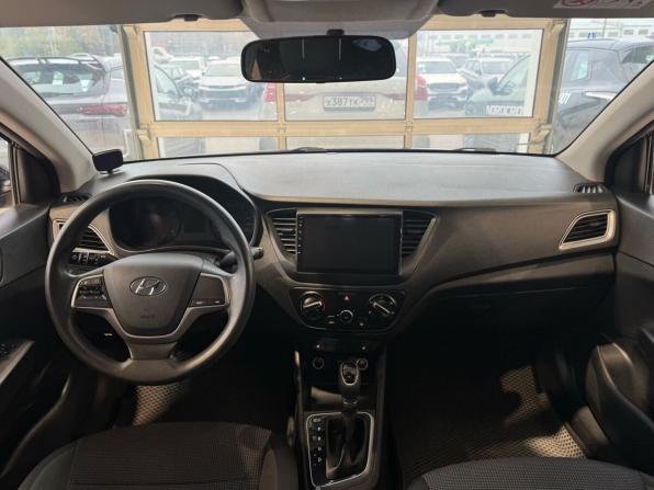 Hyundai Solaris II с пробегом 2019 года, цена 1 215 000 рублей, 125949 км, седан, Автокод Объявления