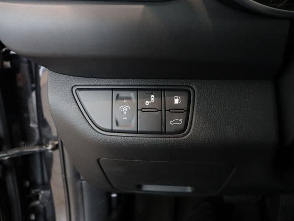 Genesis G70 I с пробегом 2018 года, цена 2 500 000 рублей, 120442 км, седан, Автокод Объявления