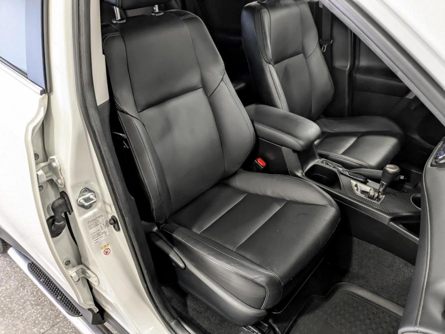 Toyota RAV4 IV (XA40) Москва  - изображение 23