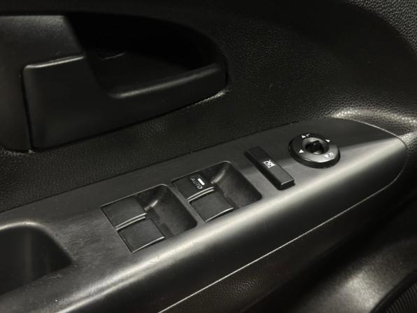 Kia Venga I с пробегом 2012 года, цена 1 050 000 рублей, 98202 км, минивэн, Автокод Объявления