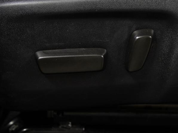Toyota Hilux VIII Рестайлинг 2 с пробегом 2021 года, цена 5 100 000 рублей, 73010 км, пикап, Автокод Объявления
