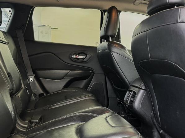 Jeep Cherokee V (KL) с пробегом 2014 года, цена 1 180 000 рублей, 264143 км, внедорожник, Автокод Объявления
