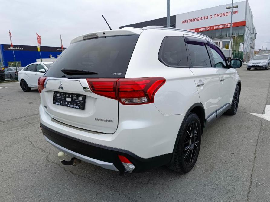 Mitsubishi Outlander III Рестайлинг 2 Тюмень  - изображение 7