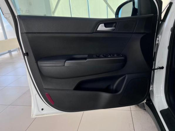 Kia Sportage IV с пробегом 2018 года, цена 2 050 000 рублей, 97952 км, внедорожник, Автокод Объявления