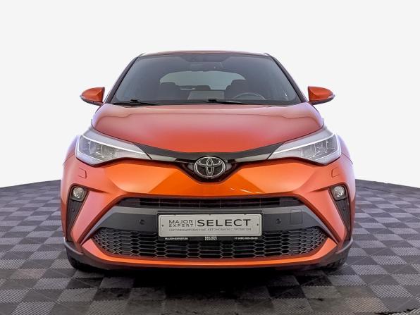 Toyota C-HR I Рестайлинг с пробегом 2021 года, цена 2 550 000 рублей, 56106 км, внедорожник, Автокод Объявления