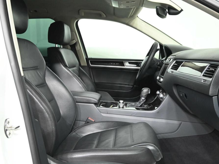 Volkswagen Touareg II Рестайлинг Екатеринбург  - изображение 10