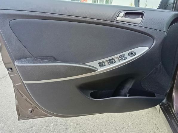 Hyundai Solaris I Рестайлинг с пробегом 2016 года, цена 924 995 рублей, 157163 км, седан, Автокод Объявления