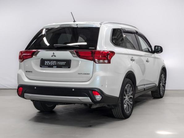 Mitsubishi Outlander III Рестайлинг 2 с пробегом 2015 года, цена 1 899 000 рублей, 125601 км, внедорожник, Автокод Объявления