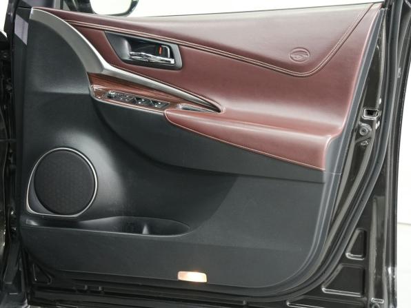 Toyota Harrier III (XU60) с пробегом 2017 года, цена 2 720 000 рублей, 144076 км, внедорожник, Автокод Объявления