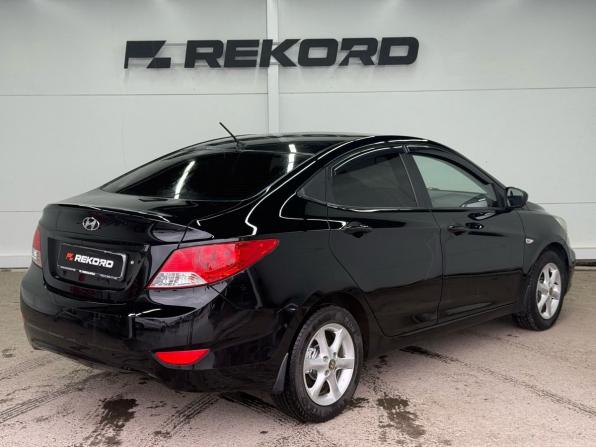 Hyundai Solaris I с пробегом 2011 года, цена 949 000 рублей, 159000 км, седан, Автокод Объявления