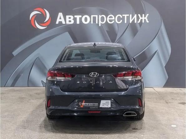 Hyundai Sonata VII (LF) Рестайлинг с пробегом 2017 года, цена 1 495 000 рублей, 247793 км, седан, Автокод Объявления