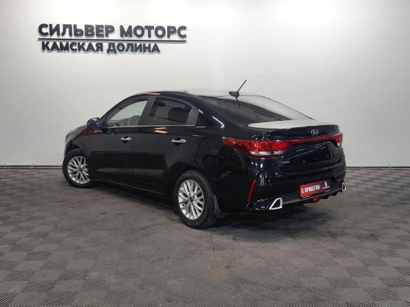 Kia Rio IV Рестайлинг с пробегом 2021 года, цена 1 635 000 рублей, 59349 км, седан, Автокод Объявления