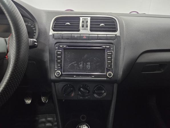 Volkswagen Polo V с пробегом 2013 года, цена 636 000 рублей, 135733 км, седан, Автокод Объявления