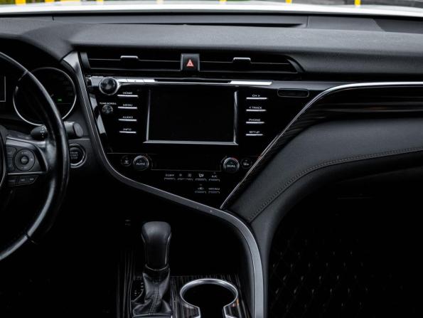 Toyota Camry VIII (XV70) с пробегом 2019 года, цена 2 569 999 рублей, 89987 км, седан, Автокод Объявления