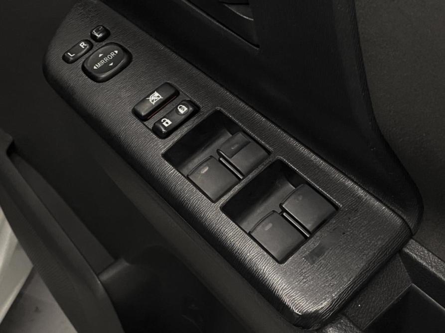 Toyota Voxy II (R70) Красноярск  - изображение 16