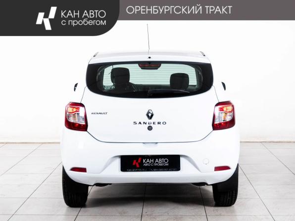 Renault Sandero II с пробегом 2014 года, цена 678 000 рублей, 111610 км, хэтчбек, Автокод Объявления