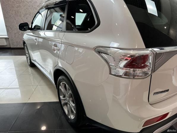 Mitsubishi Outlander III Рестайлинг с пробегом 2014 года, цена 1 995 000 рублей, 96930 км, внедорожник, Автокод Объявления
