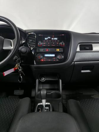 Mitsubishi Outlander III с пробегом 2013 года, цена 1 045 000 рублей, 230445 км, внедорожник, Автокод Объявления