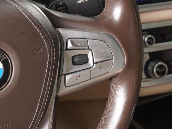 BMW 7 серии VI (G11/G12) с пробегом 2015 года, цена 3 565 000 рублей, 131521 км, седан, Автокод Объявления