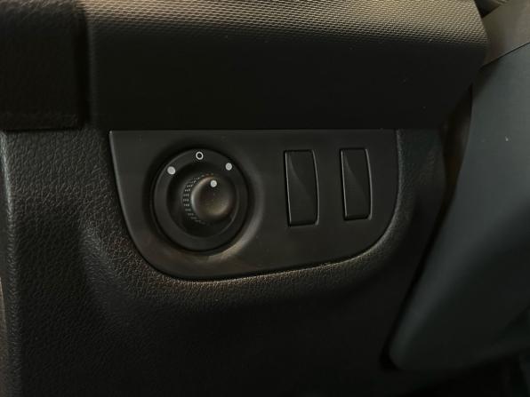 Renault Logan II Рестайлинг с пробегом 2018 года, цена 849 990 рублей, 149568 км, седан, Автокод Объявления