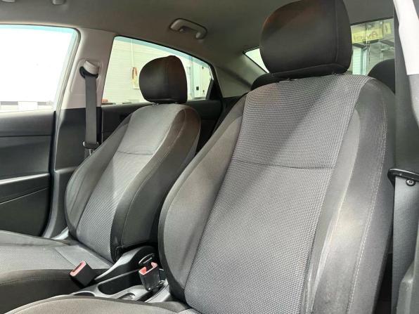 Hyundai Solaris II с пробегом 2017 года, цена 1 369 900 рублей, 176124 км, седан, Автокод Объявления
