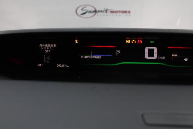 Honda Stepwgn V Рестайлинг с пробегом 2021 года, цена 3 000 000 рублей, 90357 км, минивэн, Автокод Объявления