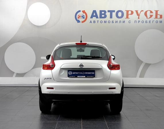 Nissan Juke I с пробегом 2013 года, цена 1 006 000 рублей, 122272 км, внедорожник, Автокод Объявления