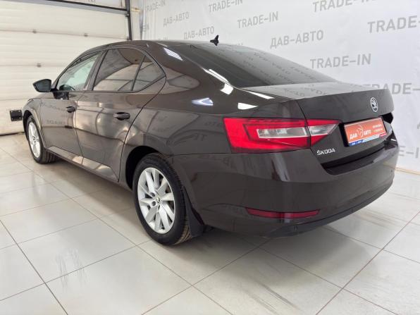Skoda Superb III с пробегом 2018 года, цена 1 780 000 рублей, 155000 км, лифтбек, Автокод Объявления