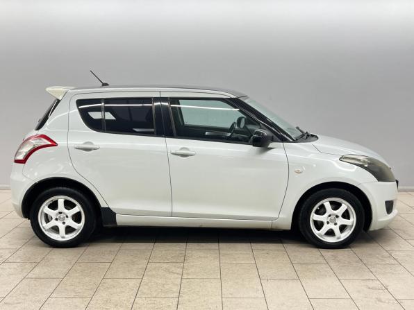 Suzuki Swift IV с пробегом 2011 года, цена 855 000 рублей, 130514 км, хэтчбек, Автокод Объявления