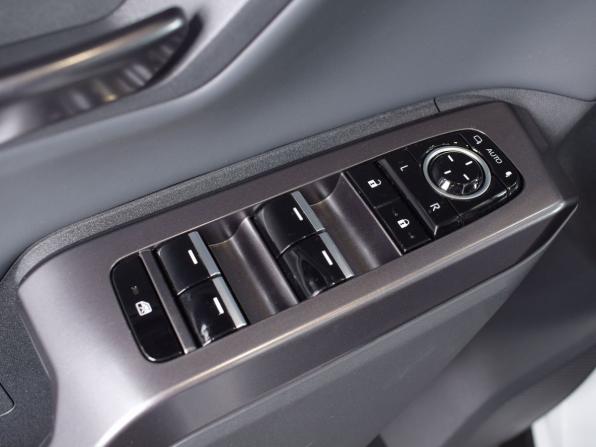 Toyota RAV4 VI (XA60) с пробегом 2025 года, цена 4 169 995 рублей, 21 км, внедорожник, Автокод Объявления