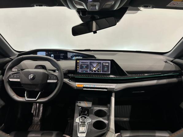 Changan UNI-V I с пробегом 2024 года, цена 2 249 000 рублей, 34284 км, лифтбек, Автокод Объявления